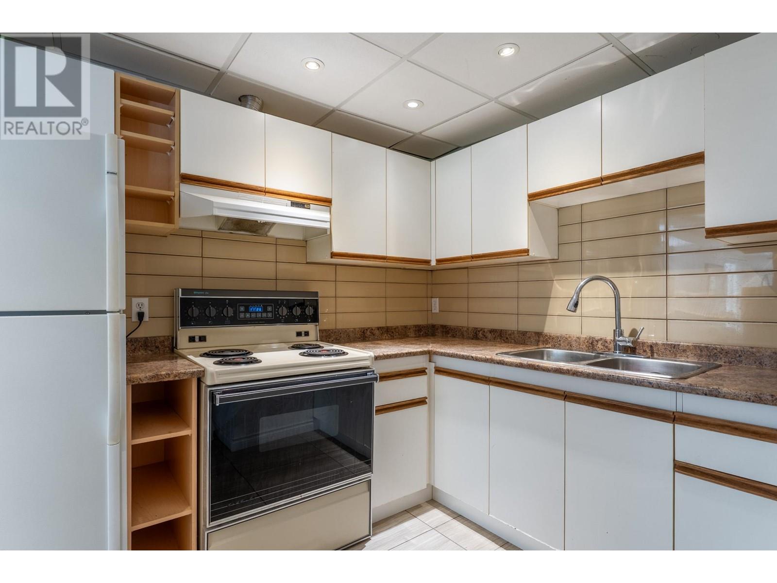 400 Clifton Road, Kelowna, British Columbia  V1V 1A5 - Photo 27 - 10349690
