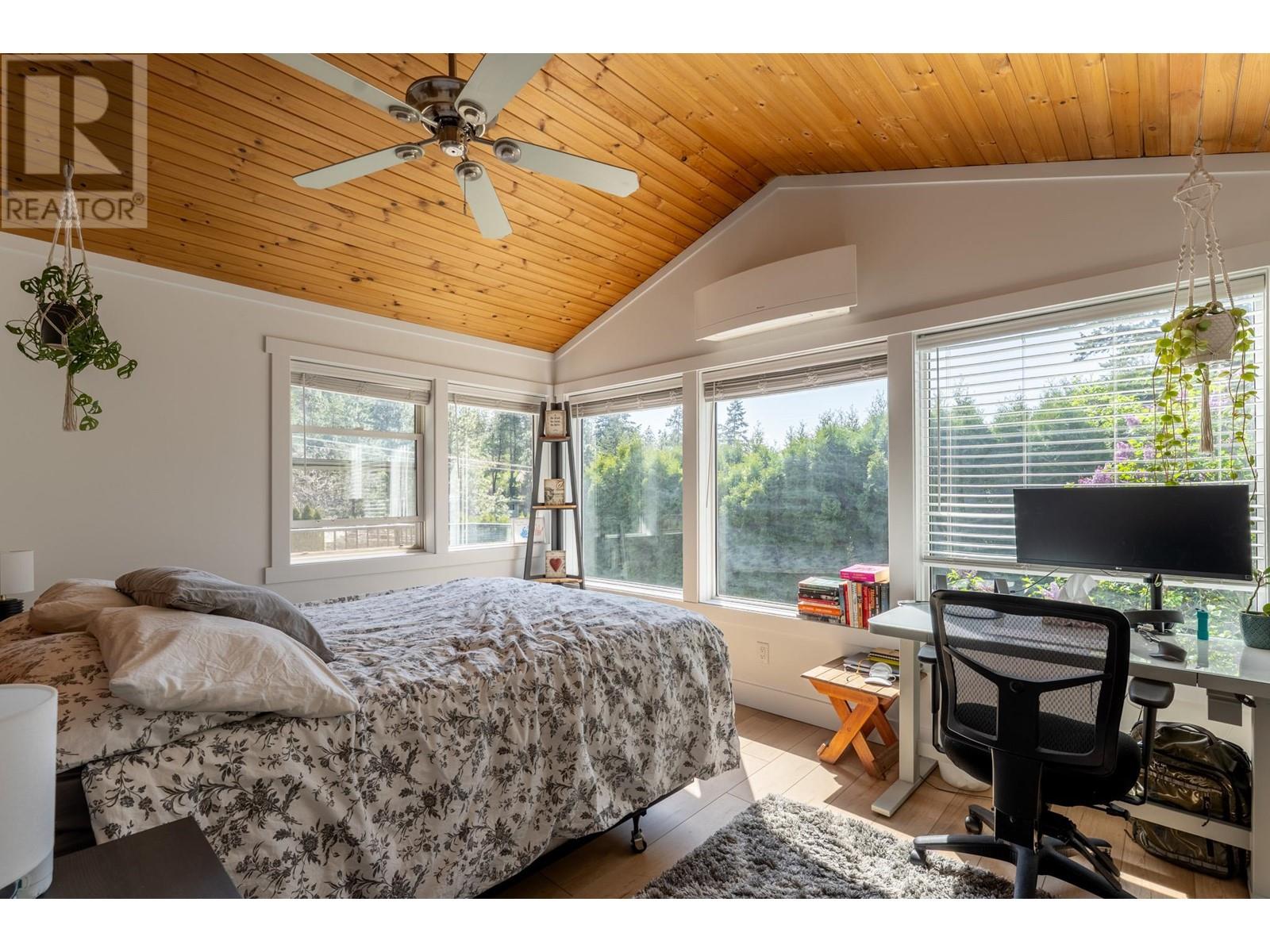 400 Clifton Road, Kelowna, British Columbia  V1V 1A5 - Photo 9 - 10349690
