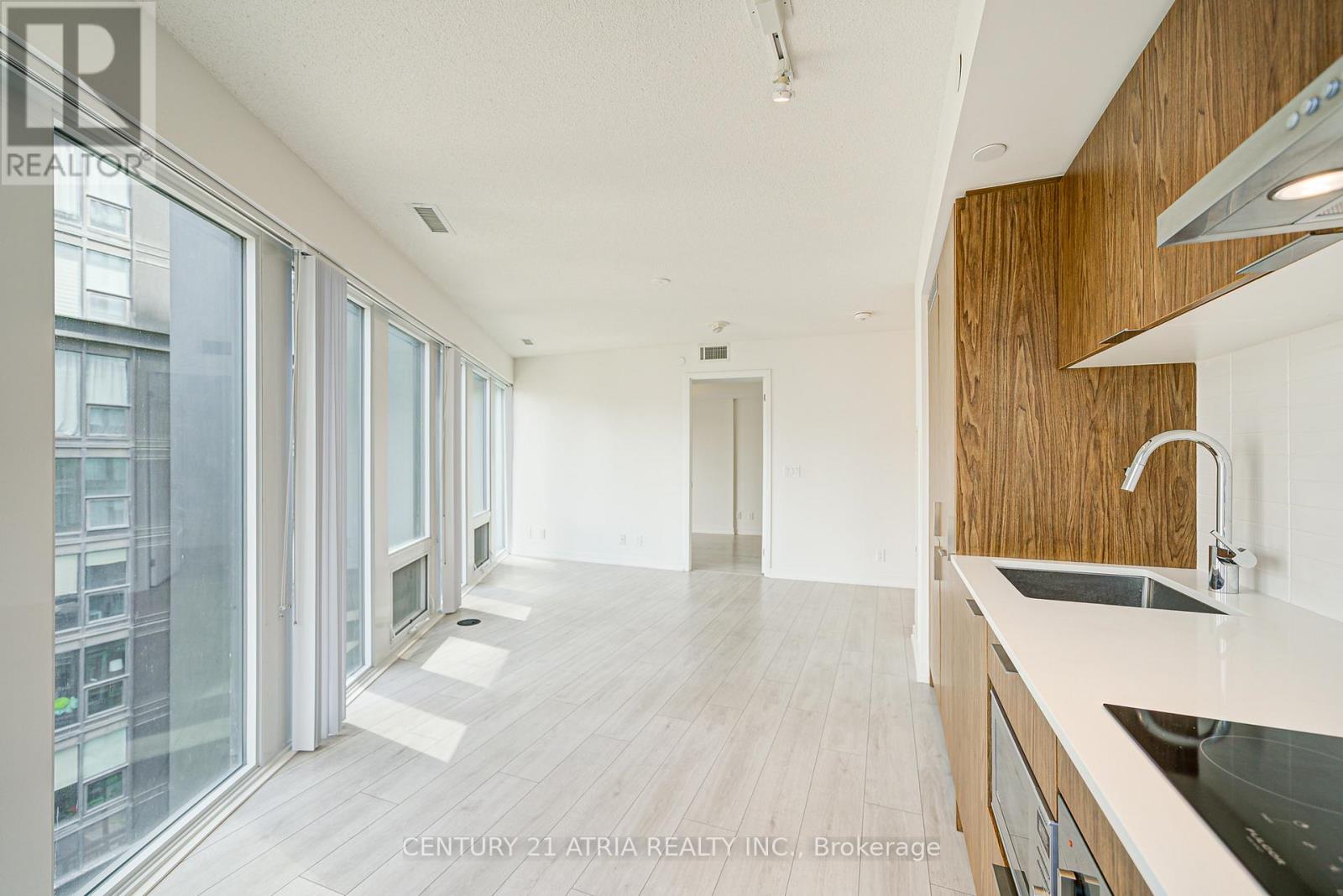1010 - 60 Shuter Street, Toronto, Ontario  M5B 1A8 - Photo 12 - C12165308