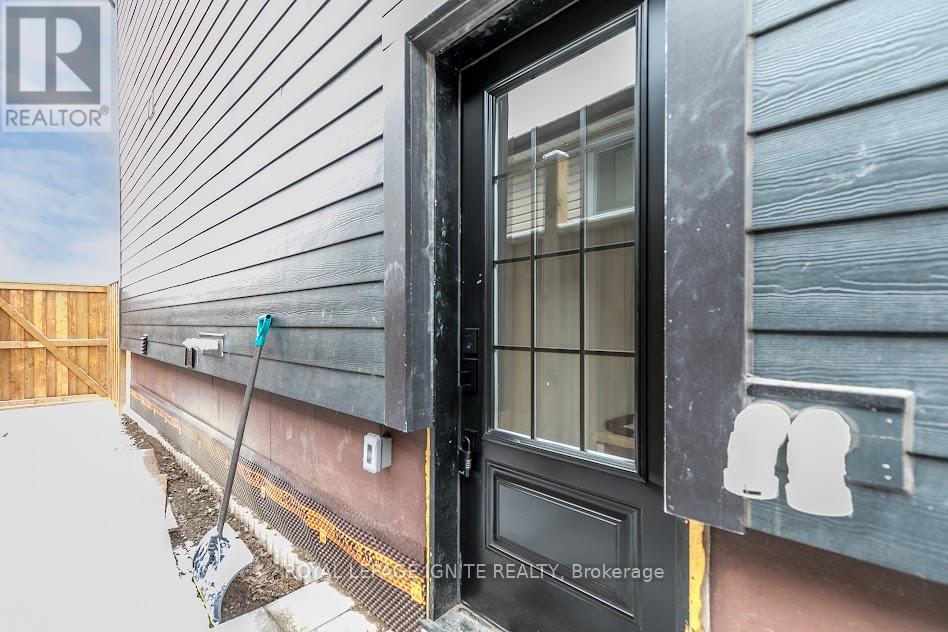 781 Oliva Street, Pickering, Ontario  L1W 2V9 - Photo 31 - E12174692