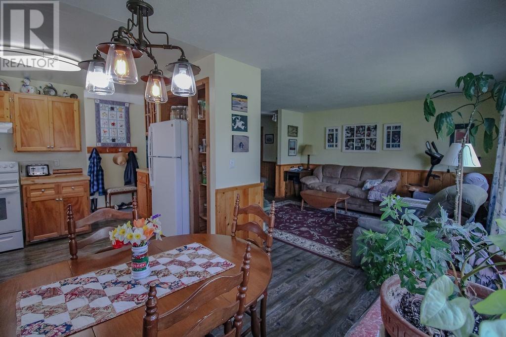 349 Dogwood Street, Fort St. James, British Columbia  V0J 1P0 - Photo 9 - R3007700