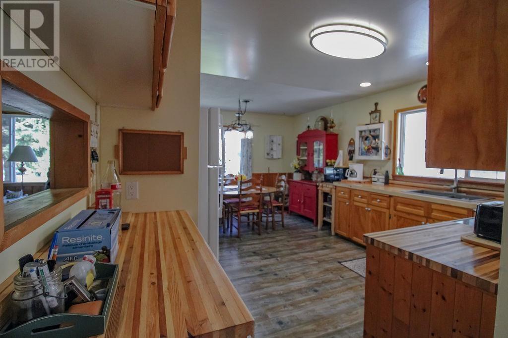 349 Dogwood Street, Fort St. James, British Columbia  V0J 1P0 - Photo 2 - R3007700