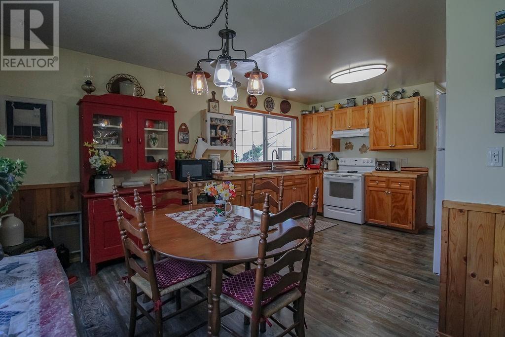 349 Dogwood Street, Fort St. James, British Columbia  V0J 1P0 - Photo 6 - R3007700