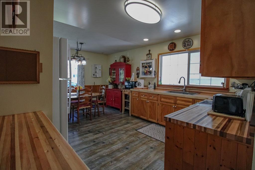 349 Dogwood Street, Fort St. James, British Columbia  V0J 1P0 - Photo 3 - R3007700