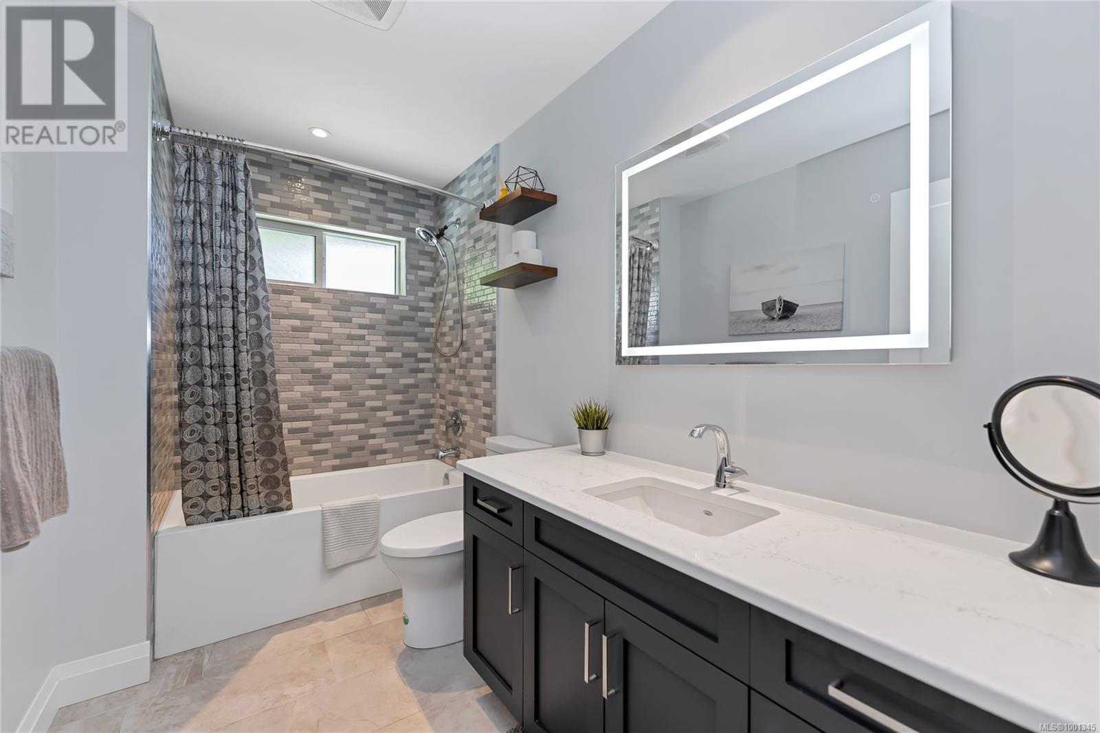111 Rollie Rose Dr, Ladysmith, British Columbia  V9G 0B7 - Photo 34 - 1001345