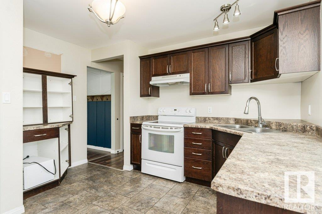 9436 76 St Nw, Edmonton, Alberta  T6C 2K6 - Photo 11 - E4438848