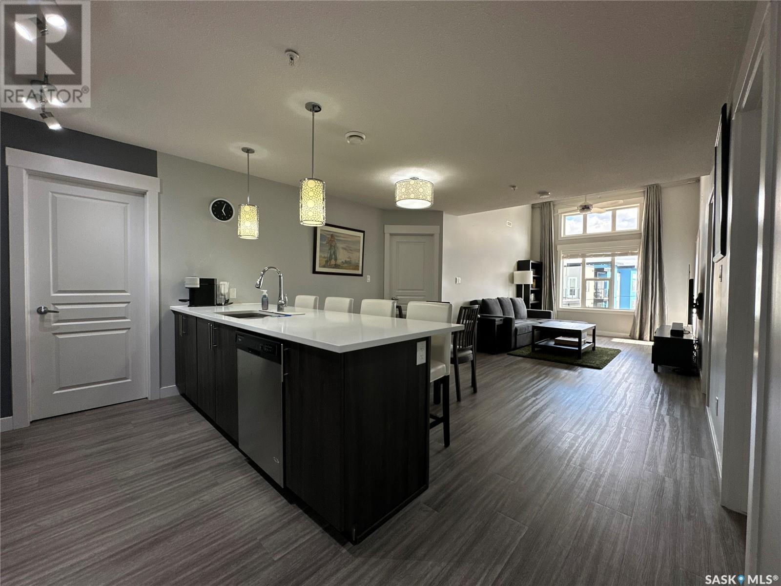 Property at #424 5301 Universal CRESCENT image 3