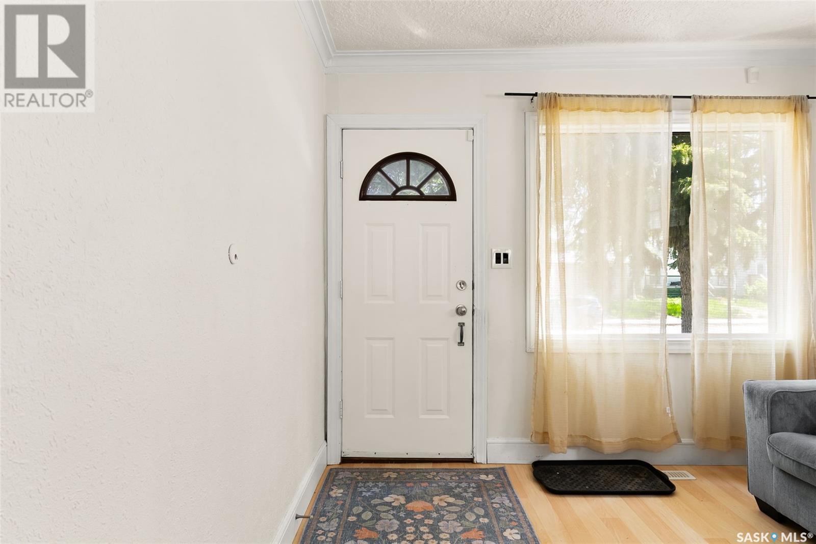 2448 Edgar Street, Regina, Saskatchewan  S4N 3L3 - Photo 3 - SK007402