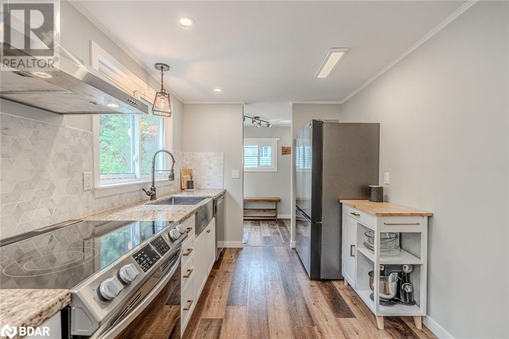 Property at 44 EDWARD Street image 4