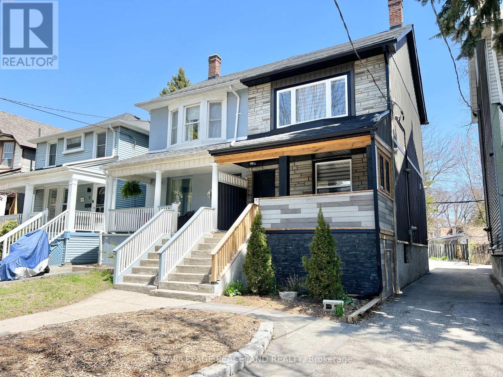 5 Herbert Avenue, Toronto, Ontario  M4L 3P8 - Photo 2 - E12111205