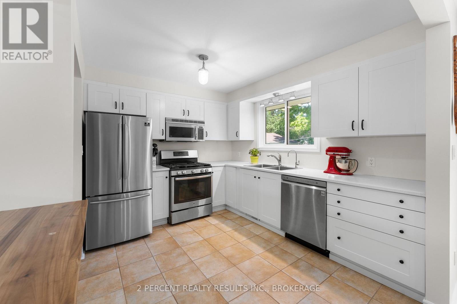 418 Knightsbridge Road, Kingston (City Southwest), Ontario  K7M 5S7 - Photo 11 - X12178738
