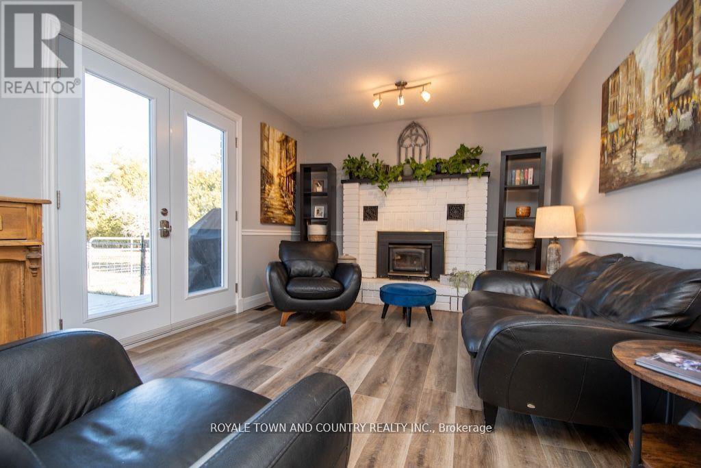 19 Tracey's Hill Road, Kawartha Lakes, Ontario K9V 4R5 - Photo 9 - X12178740