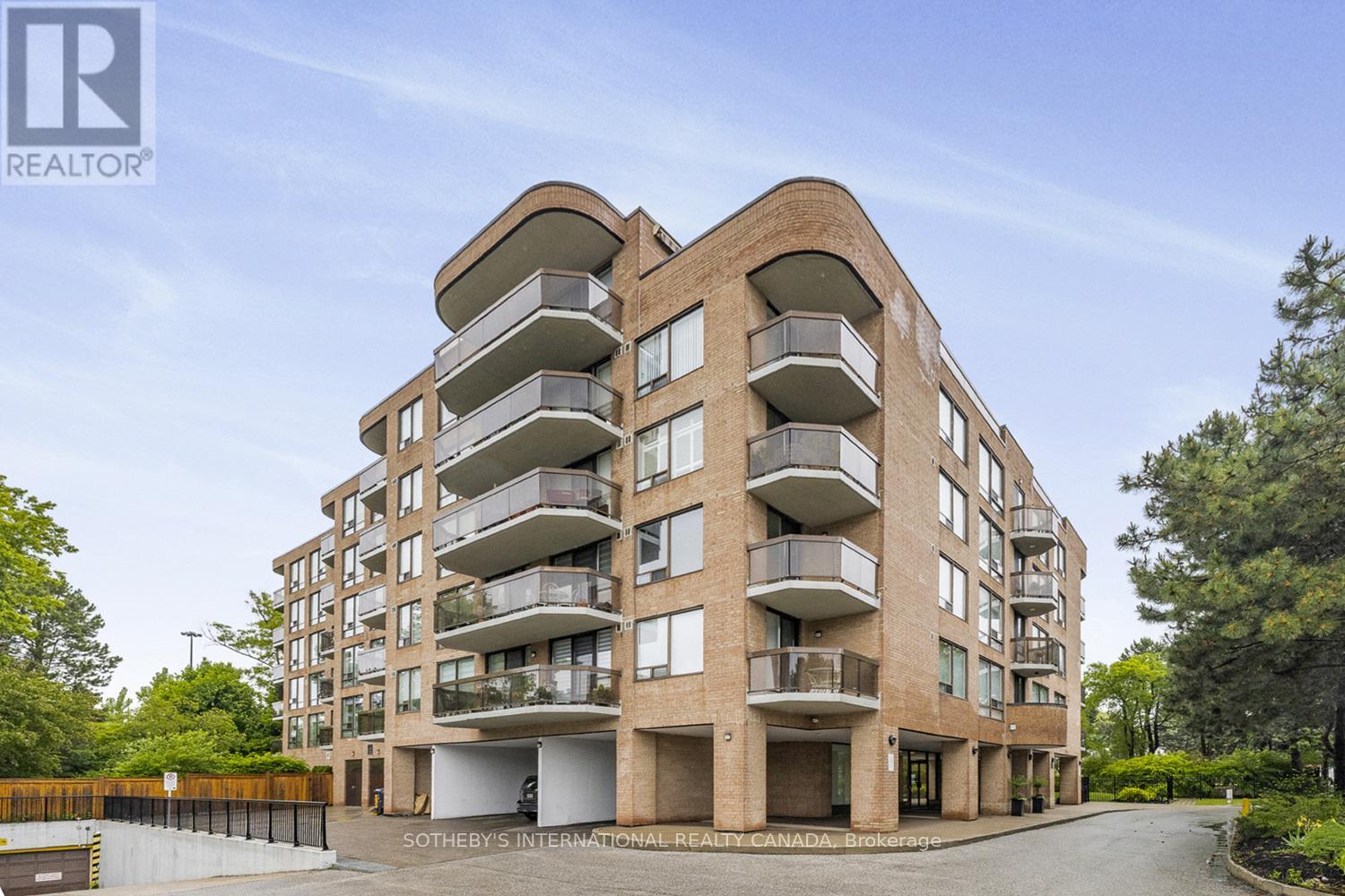 501 - 96 FIFESHIRE ROAD, Toronto, Ontario