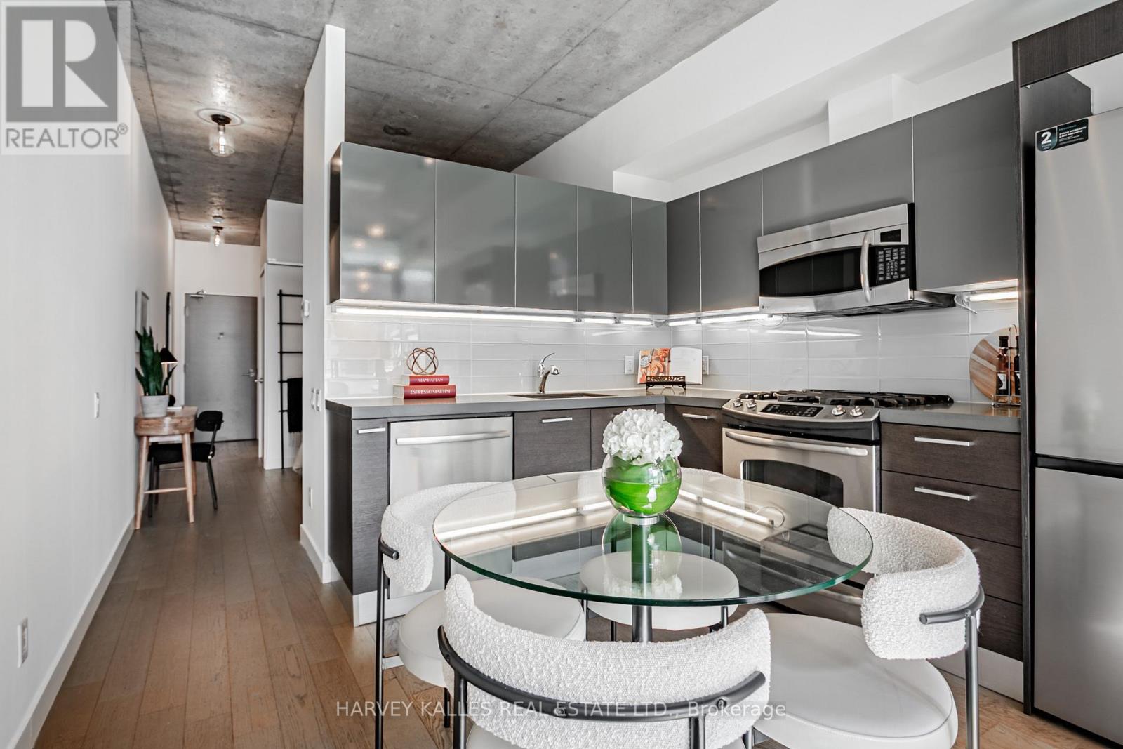 406 - 25 Stafford Street, Toronto, Ontario  M5V 0G3 - Photo 10 - C12178544