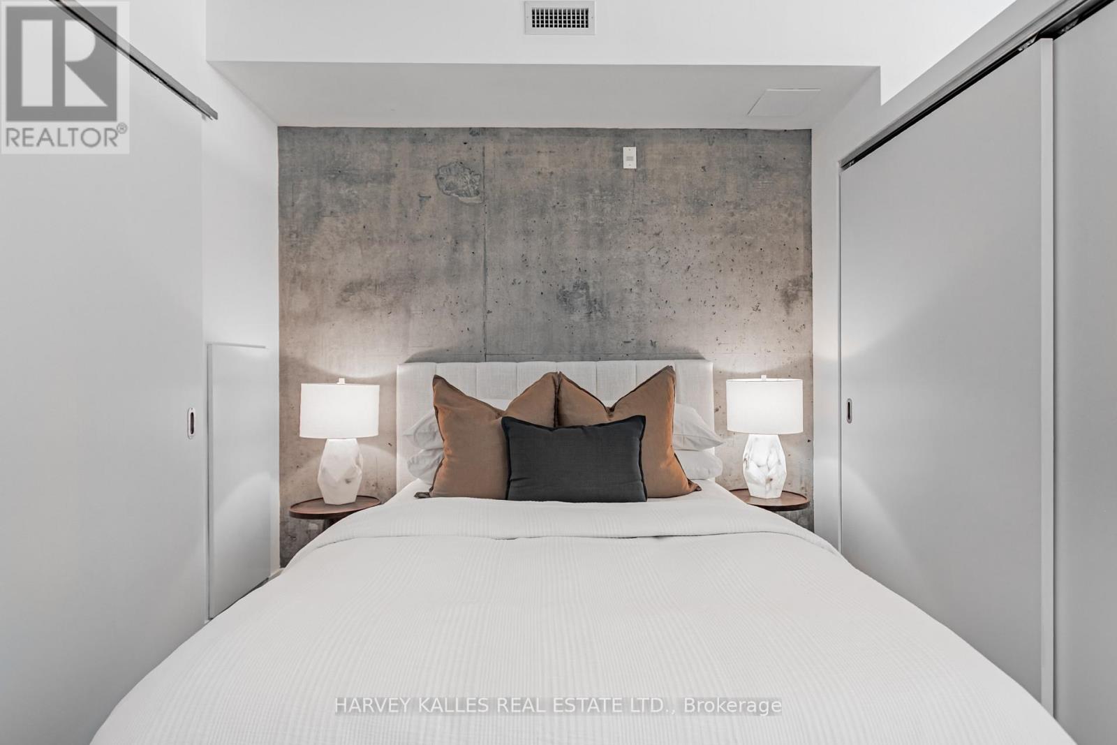 406 - 25 Stafford Street, Toronto, Ontario  M5V 0G3 - Photo 13 - C12178544