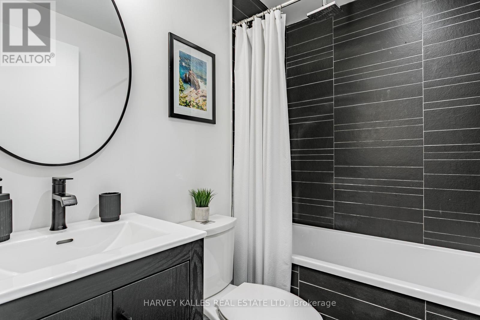 406 - 25 Stafford Street, Toronto, Ontario  M5V 0G3 - Photo 17 - C12178544