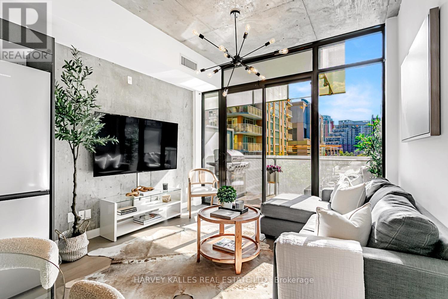 406 - 25 Stafford Street, Toronto, Ontario  M5V 0G3 - Photo 2 - C12178544