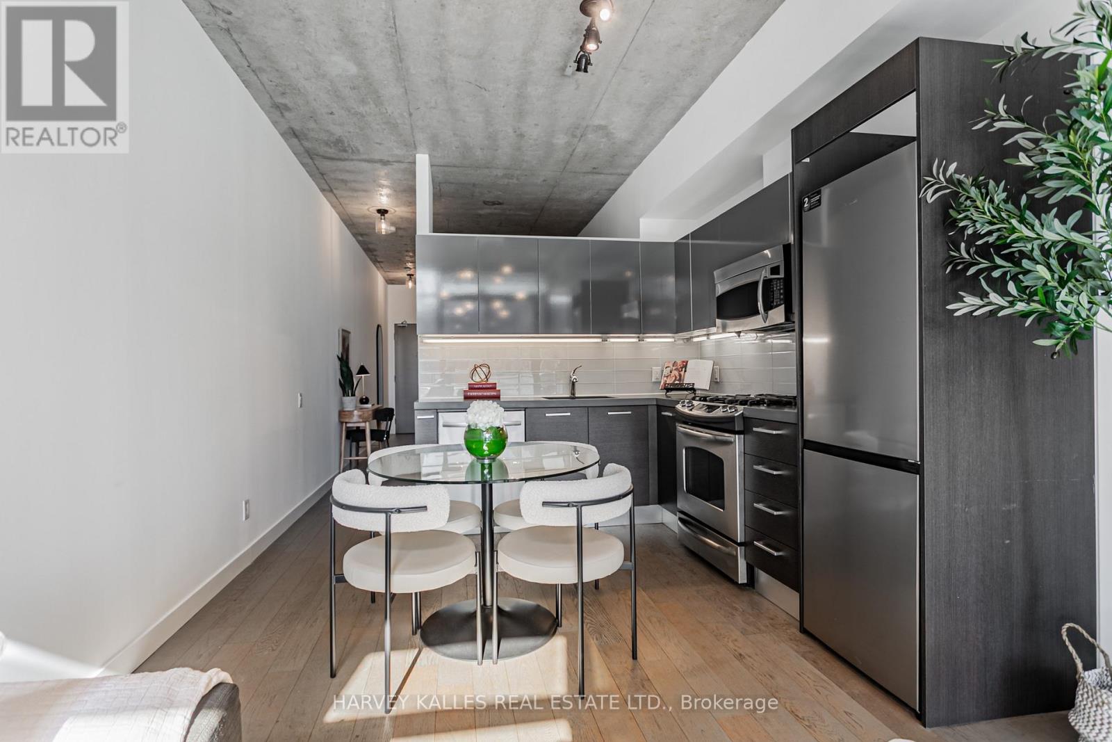 406 - 25 Stafford Street, Toronto, Ontario  M5V 0G3 - Photo 8 - C12178544