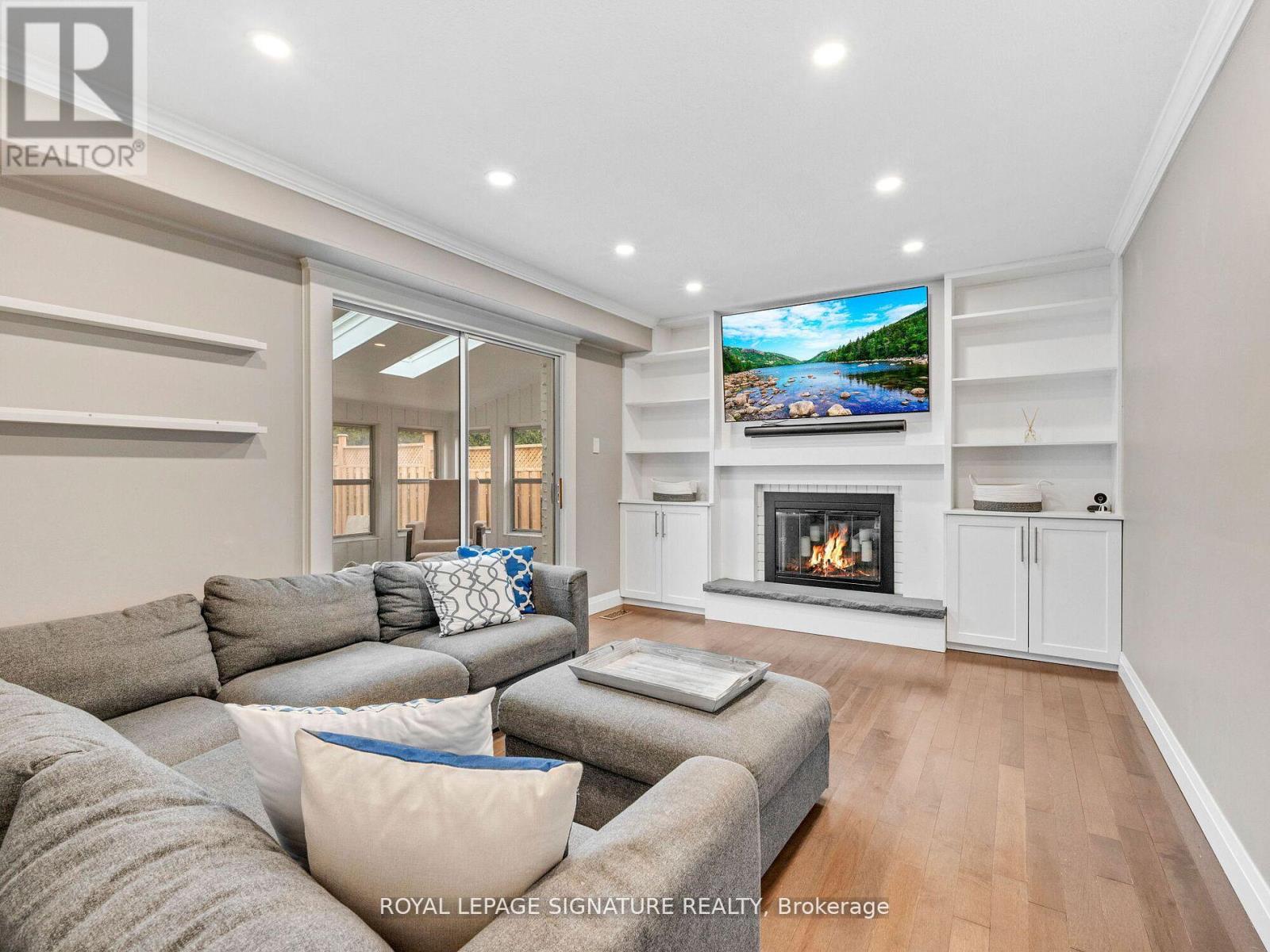 31 Hatherton Crescent, Toronto, Ontario  M3A 1P6 - Photo 17 - C12178626