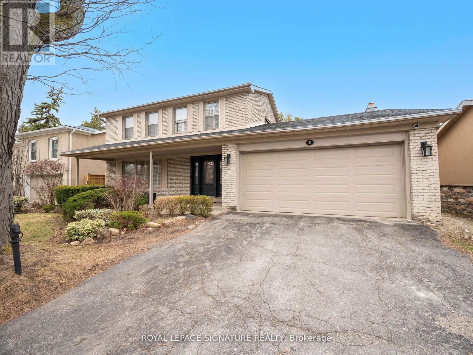 31 Hatherton Crescent, Toronto, Ontario  M3A 1P6 - Photo 2 - C12178626