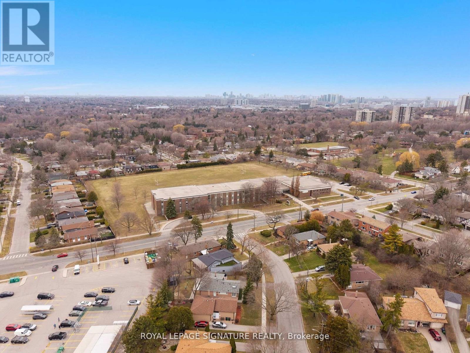 31 Hatherton Crescent, Toronto (Parkwoods-Donalda), Ontario  M3A 1P6 - Photo 50 - C12178626