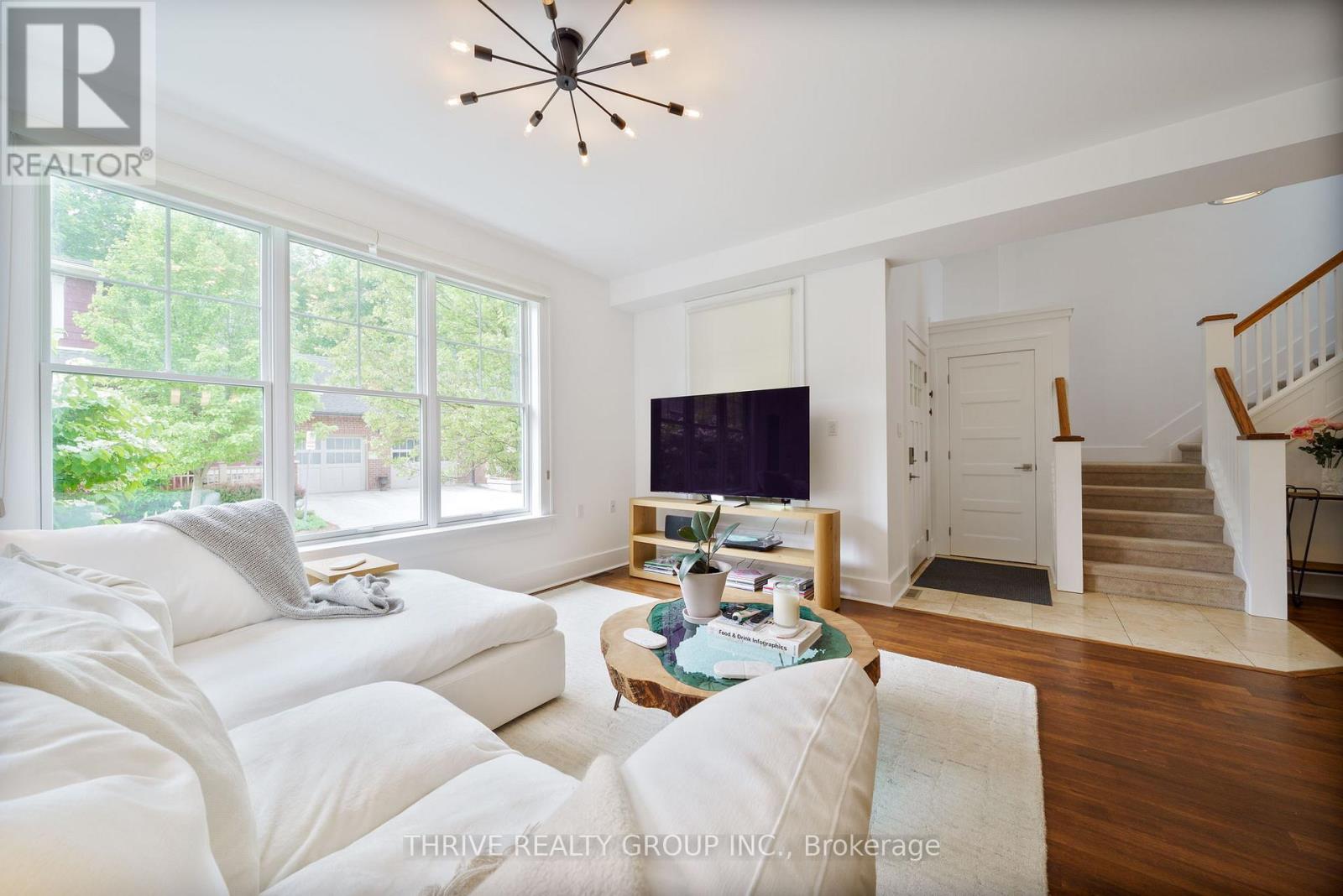 2 - 352 Ridout Street S, London South, Ontario  N6C 3Z5 - Photo 10 - X12178742