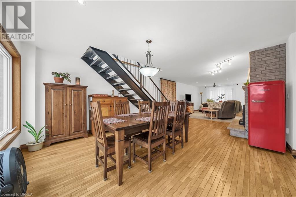 38 Grand River Street S, Paris, Ontario  N3L 2B2 - Photo 11 - 40733558