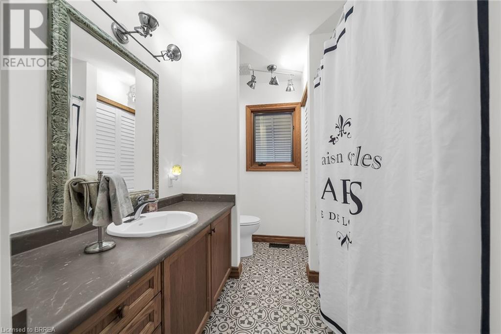 38 Grand River Street S, Paris, Ontario  N3L 2B2 - Photo 21 - 40733558
