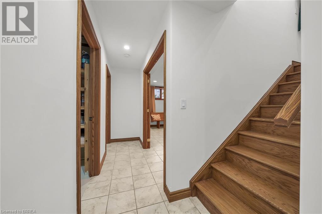 38 Grand River Street S, Paris, Ontario  N3L 2B2 - Photo 27 - 40733558