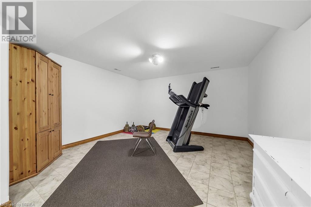 38 Grand River Street S, Paris, Ontario  N3L 2B2 - Photo 32 - 40733558