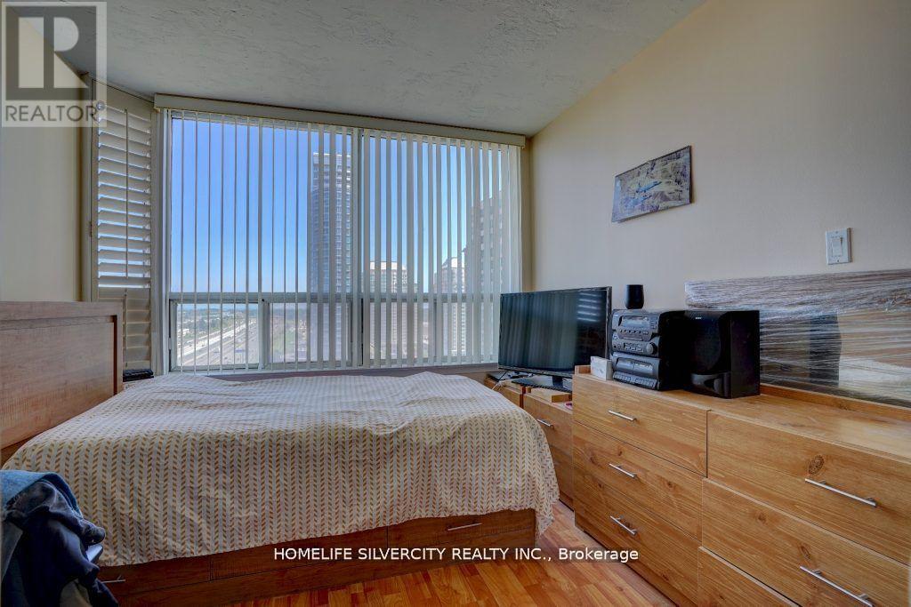 1617 - 88 Corporate Drive, Toronto, Ontario  M1H 3G6 - Photo 13 - E12178581