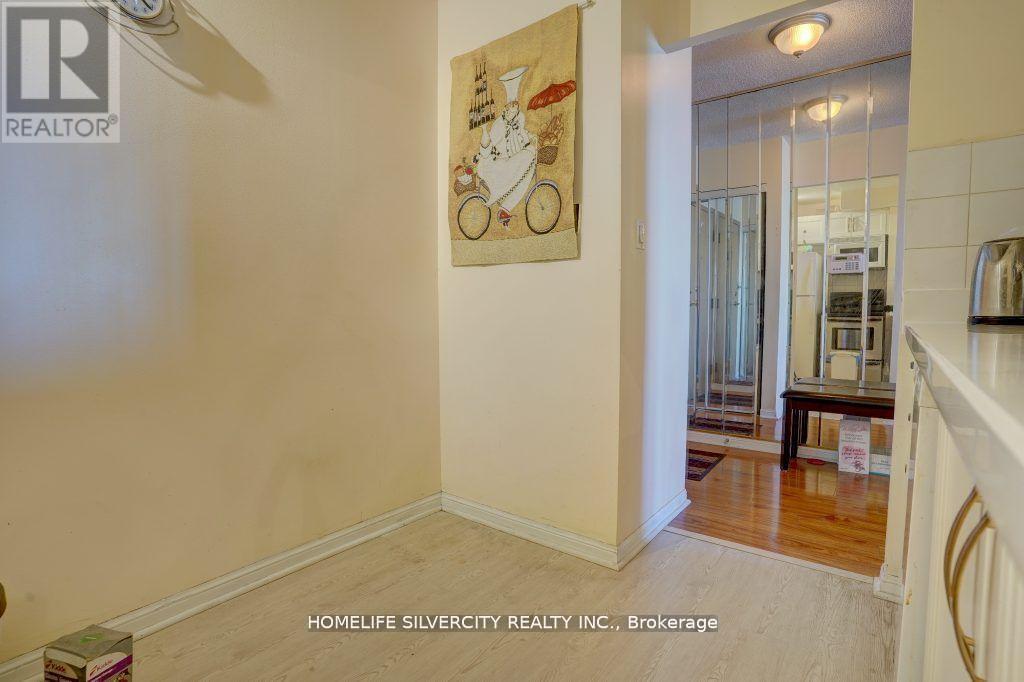 1617 - 88 Corporate Drive, Toronto, Ontario  M1H 3G6 - Photo 3 - E12178581