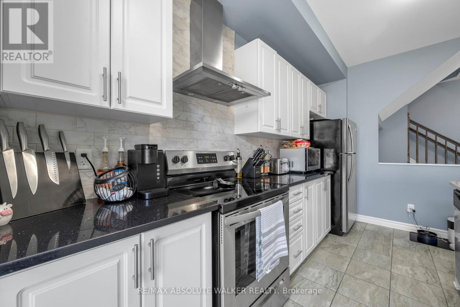 707 Decoeur Drive, Ottawa, Ontario  K4A 1H2 - Photo 11 - X12178733