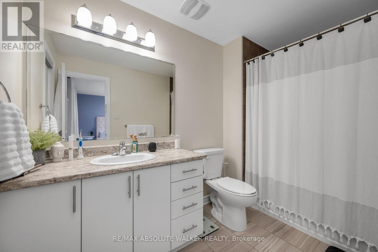 707 Decoeur Drive, Ottawa, Ontario  K4A 1H2 - Photo 24 - X12178733