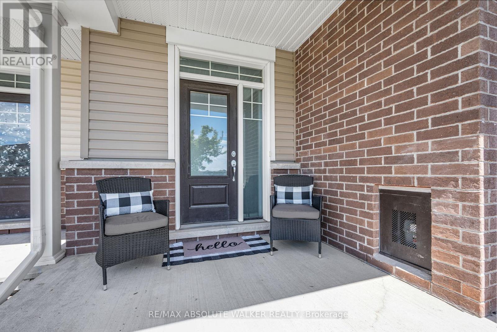 707 Decoeur Drive, Ottawa, Ontario  K4A 1H2 - Photo 3 - X12178733