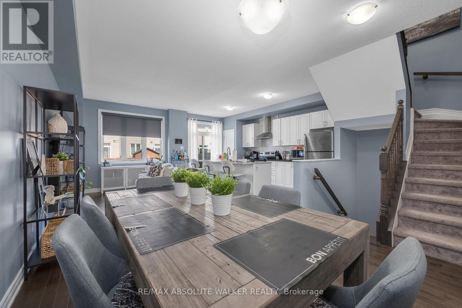707 Decoeur Drive, Ottawa, Ontario  K4A 1H2 - Photo 6 - X12178733