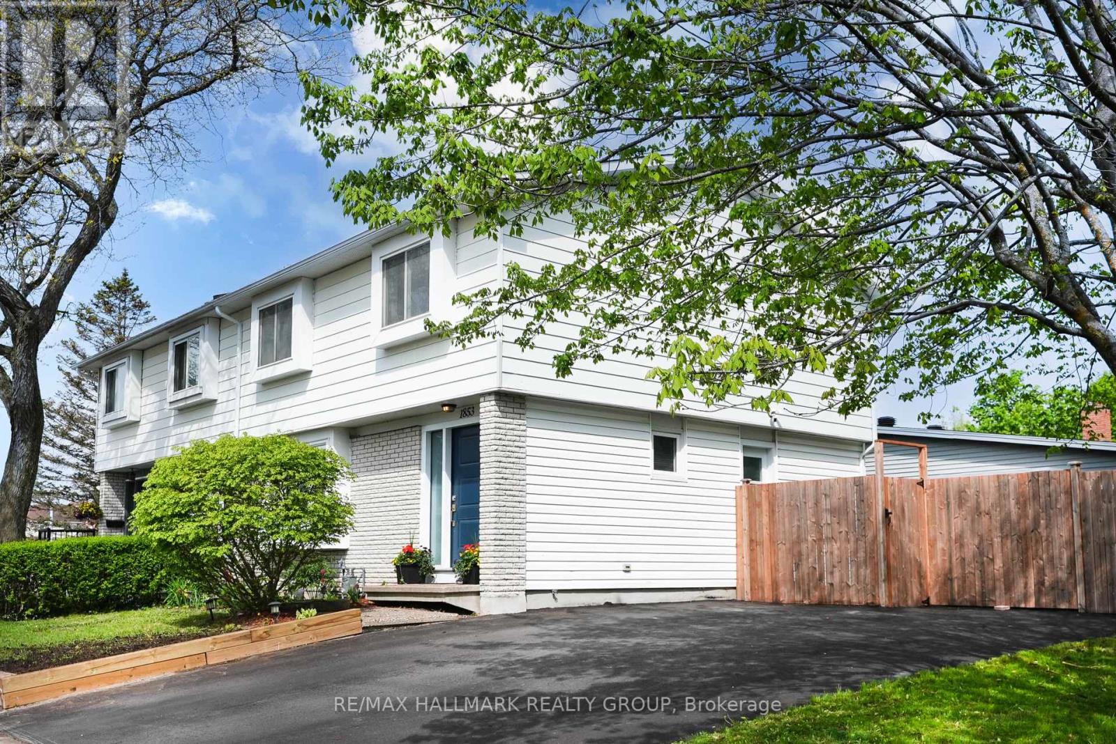 1853 Elmridge Drive, Ottawa, Ontario  K1J 6R8 - Photo 1 - X12178755