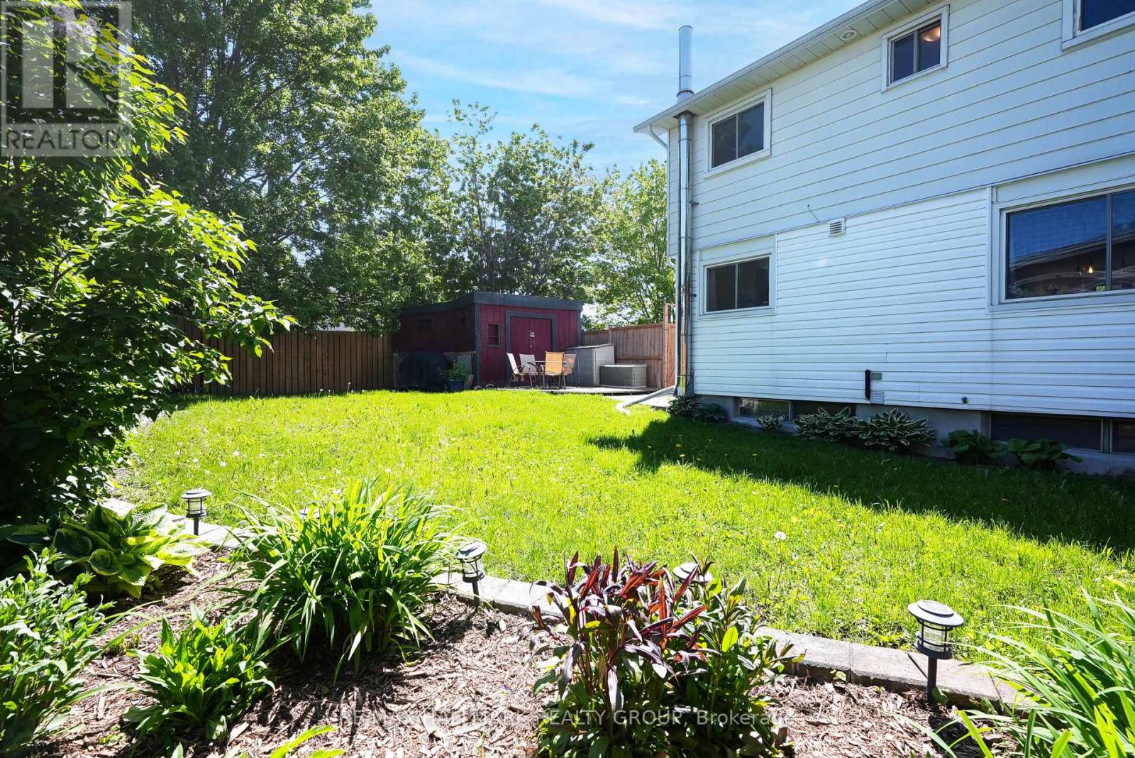 1853 Elmridge Drive, Ottawa, Ontario  K1J 6R8 - Photo 20 - X12178755