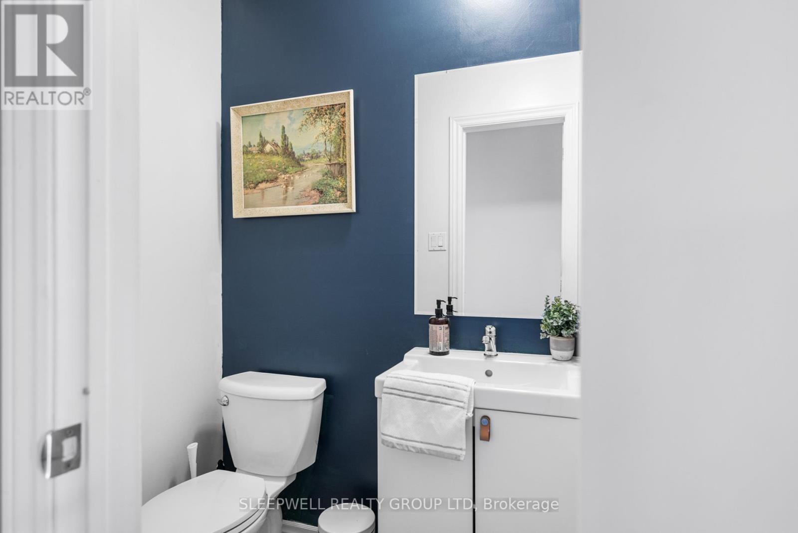 82 - 28 Barrow Crescent, Ottawa, Ontario  K2L 2K1 - Photo 12 - X12178779
