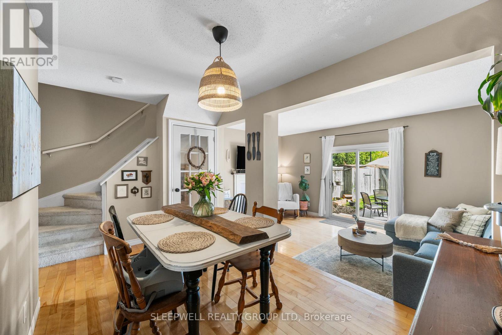 82 - 28 Barrow Crescent, Ottawa, Ontario  K2L 2K1 - Photo 14 - X12178779