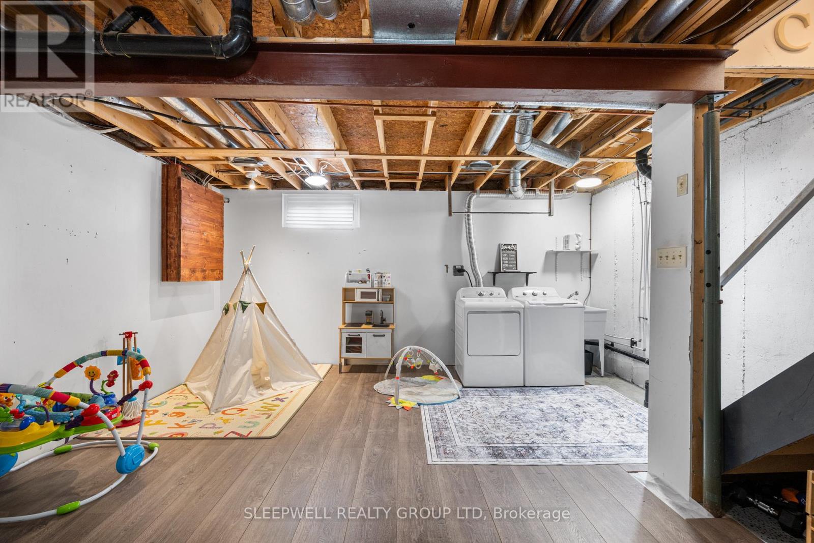 82 - 28 Barrow Crescent, Ottawa, Ontario  K2L 2K1 - Photo 31 - X12178779
