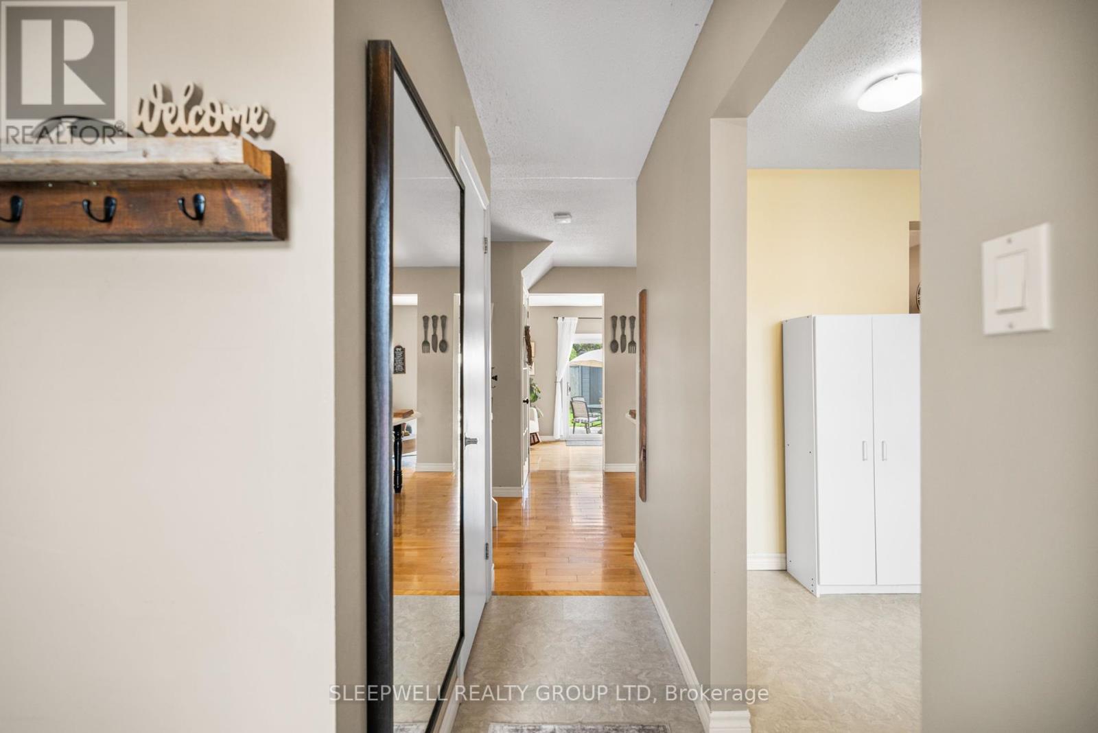 82 - 28 Barrow Crescent, Ottawa, Ontario  K2L 2K1 - Photo 6 - X12178779