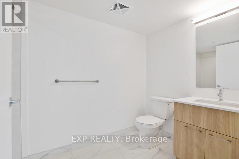 301 - 29 Robinson Avenue, Ottawa, Ontario  K1N 8N8 - Photo 3 - X12178805