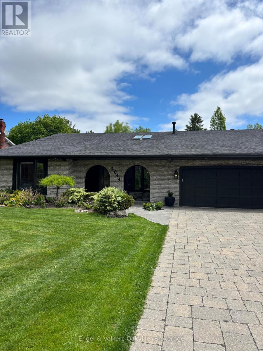 2044 MISSISSAUGA ROAD, mississauga (sheridan), Ontario