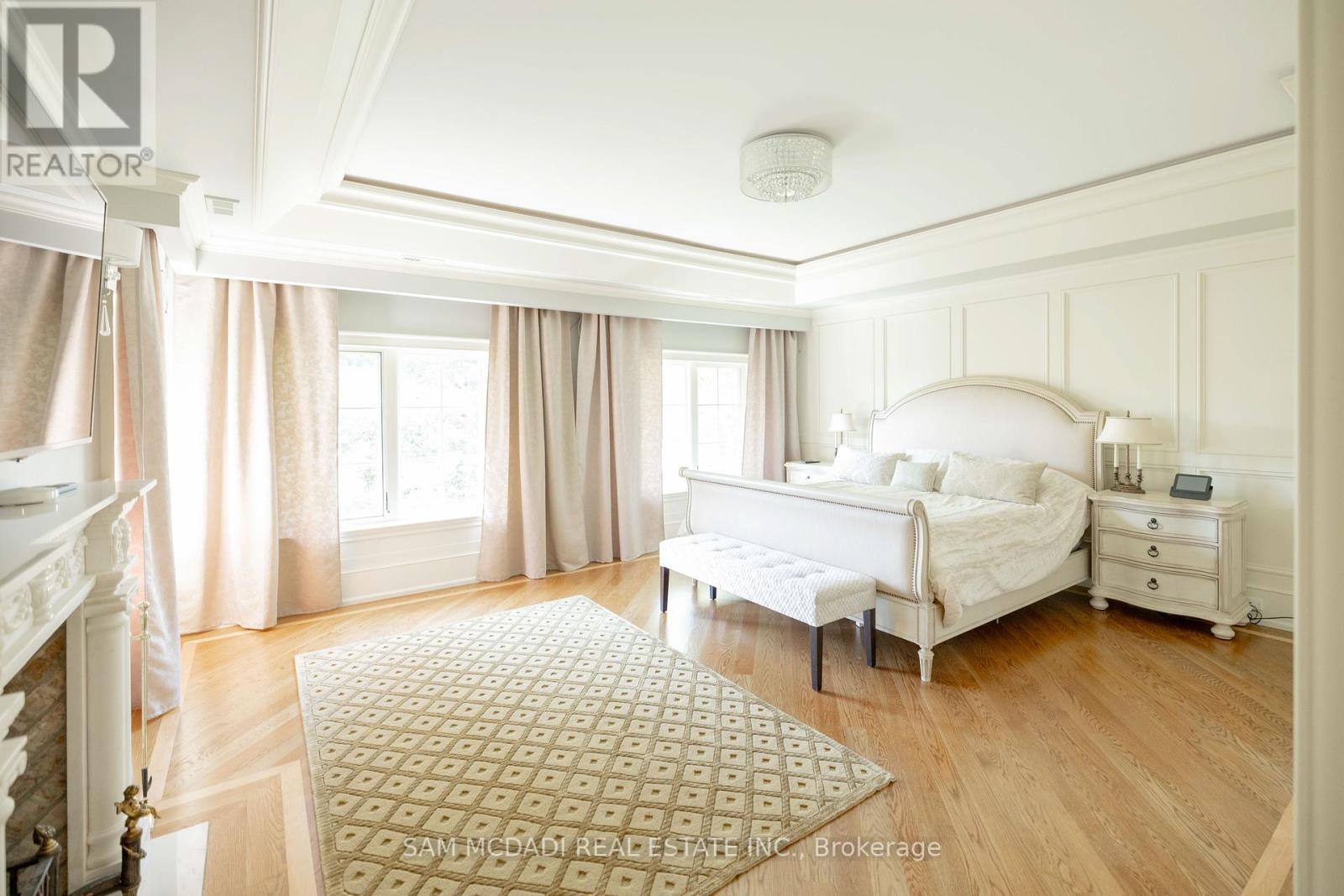 246 Riverside Drive, Toronto, Ontario  M6S 4A9 - Photo 24 - W12164203