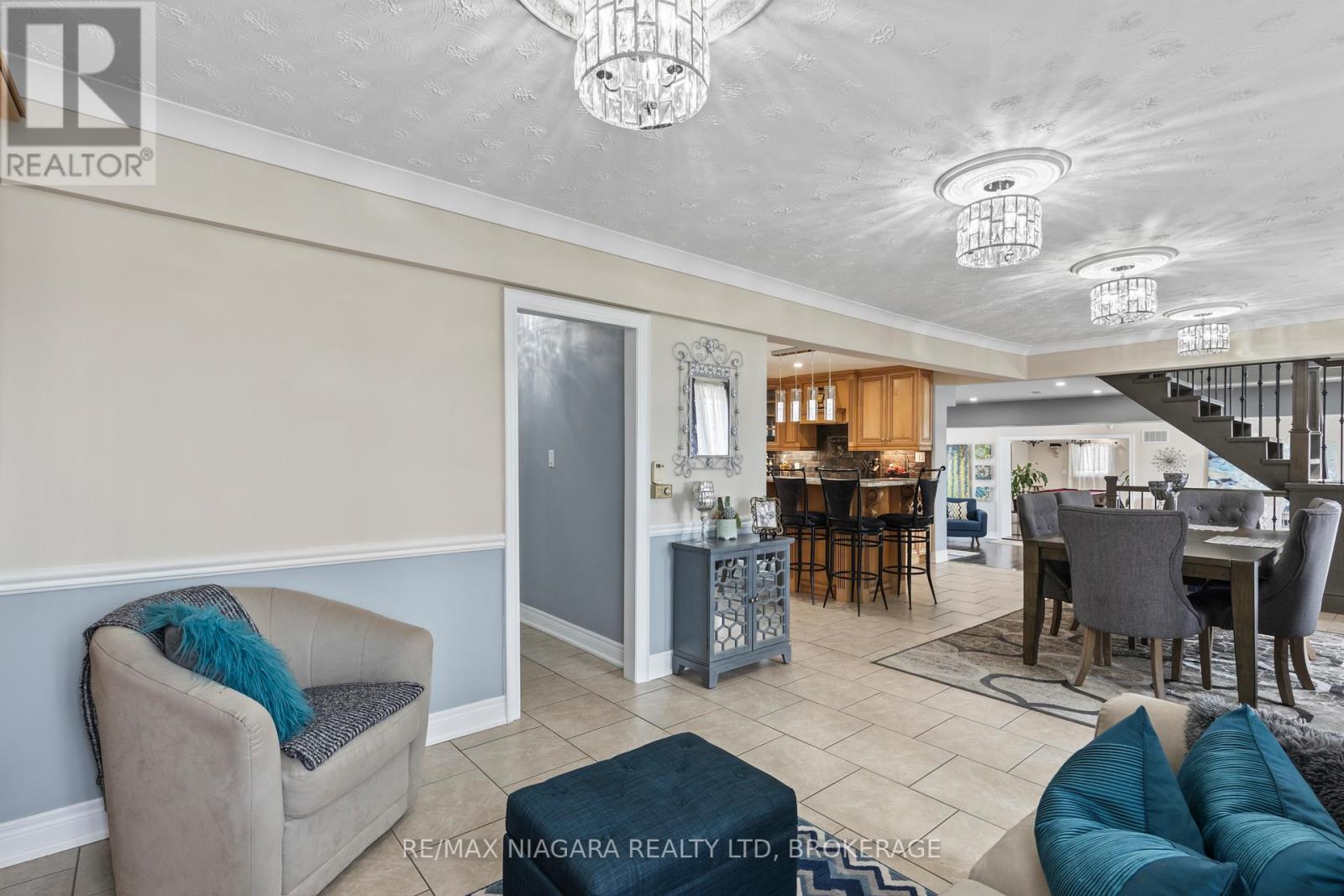 724 Line 3 Road, Niagara-On-The-Lake (Virgil), Ontario  L0S 1J0 - Photo 11 - X12178719