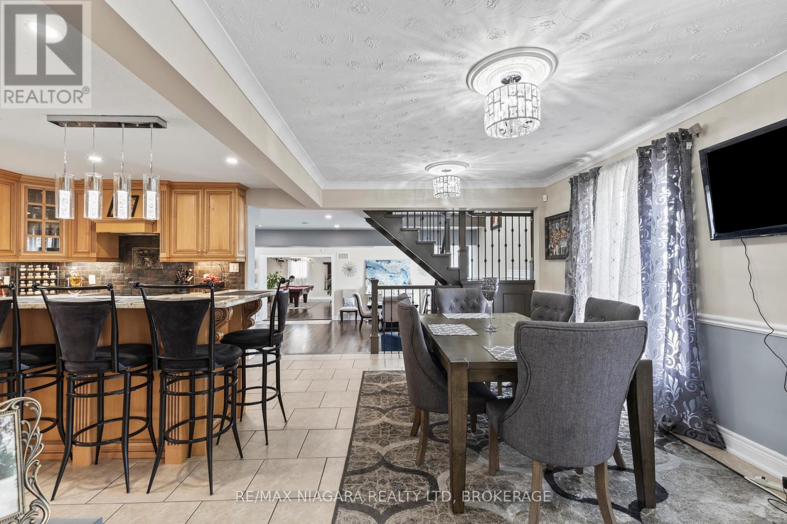 724 Line 3 Road, Niagara-On-The-Lake (Virgil), Ontario  L0S 1J0 - Photo 12 - X12178719
