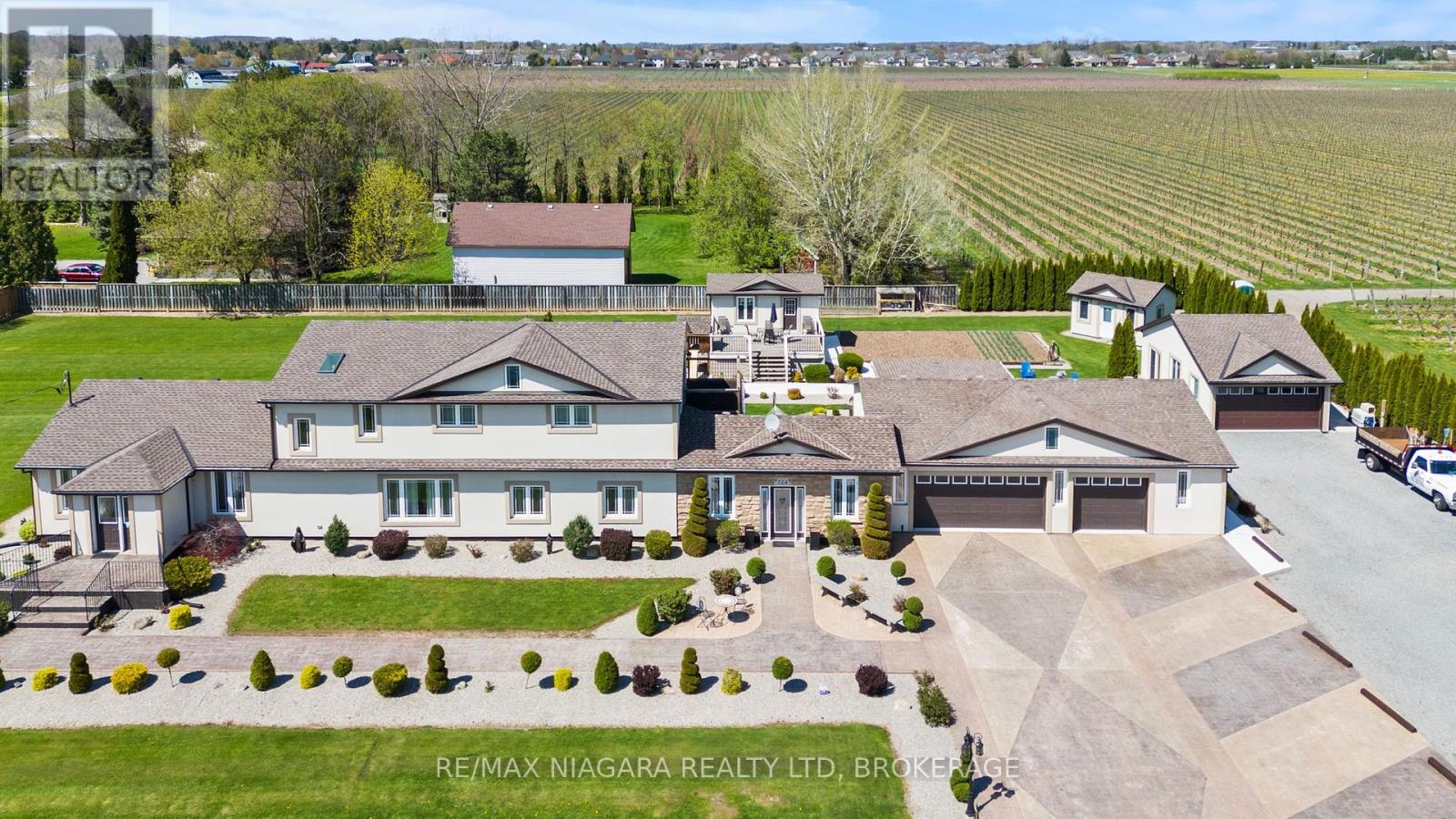 724 Line 3 Road, Niagara-On-The-Lake (Virgil), Ontario  L0S 1J0 - Photo 47 - X12178719