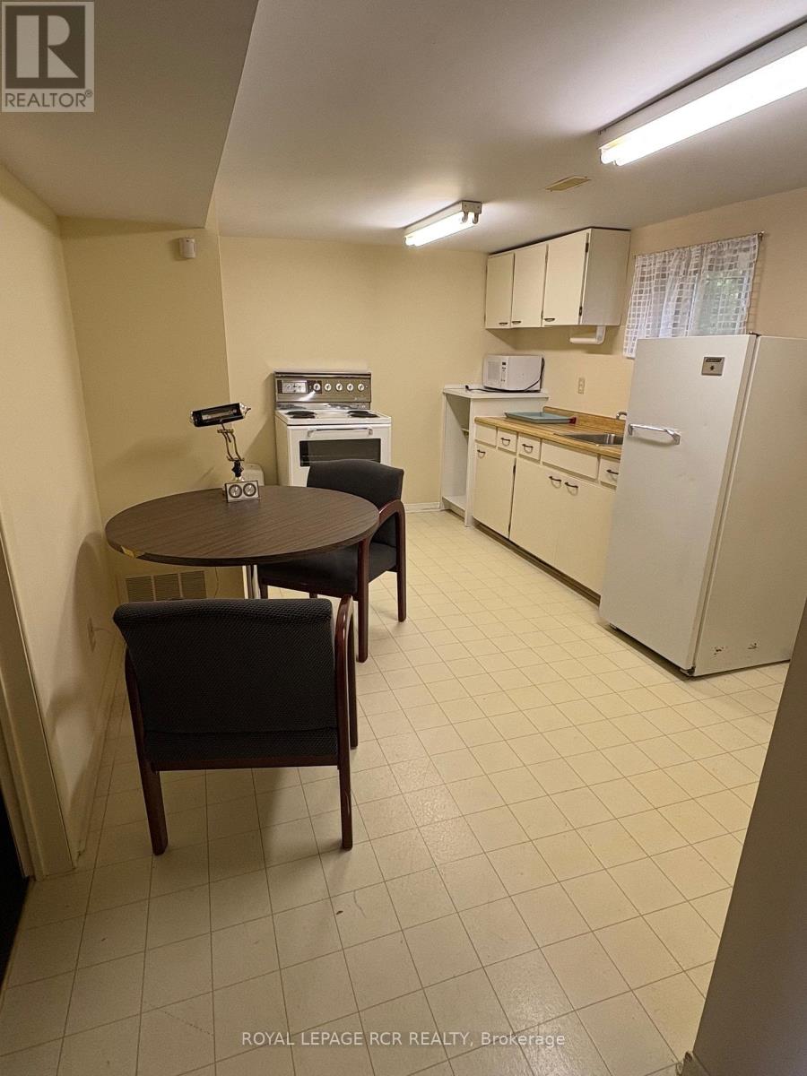 452 Victoria Street E, New Tecumseth, Ontario  L9R 1J8 - Photo 8 - N12178540
