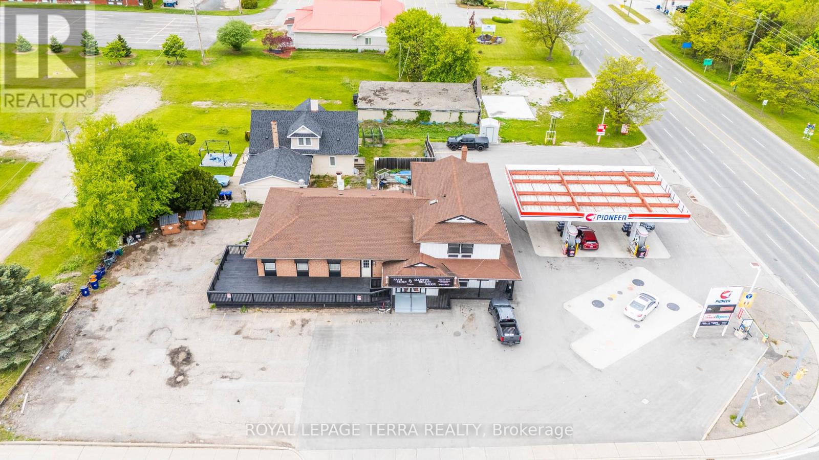 4 - 527 Victoria Street E, New Tecumseth, Ontario  L9R 1K1 - Photo 2 - N12178616